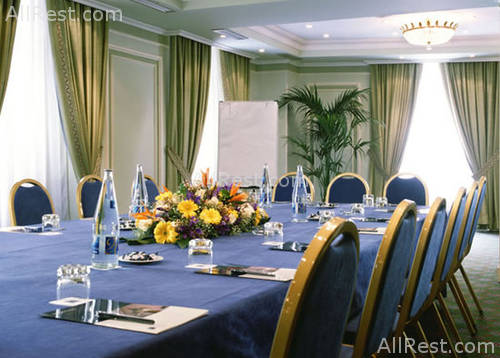Tryp Ambassador 12